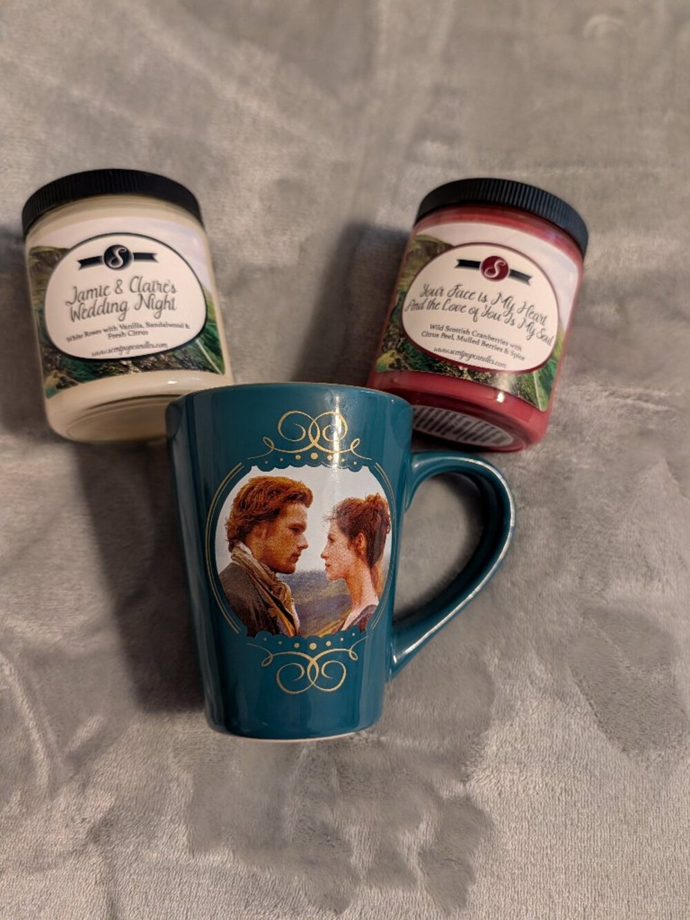 Outlander Set of Mug and 2 Candles
